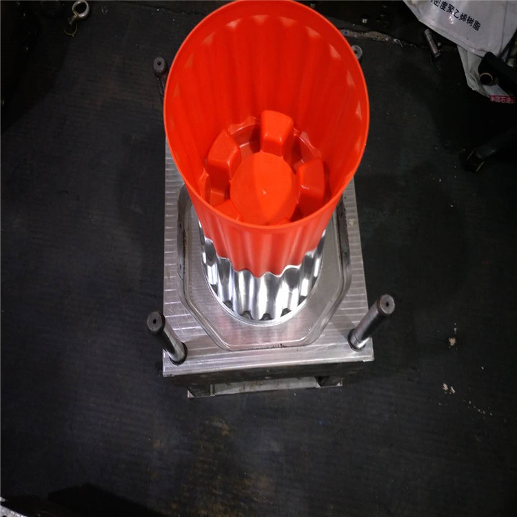 塑料個(gè)性水杯